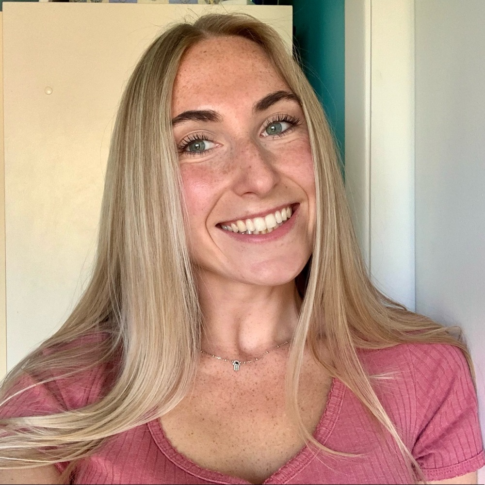 Meet your Posher, Hannah